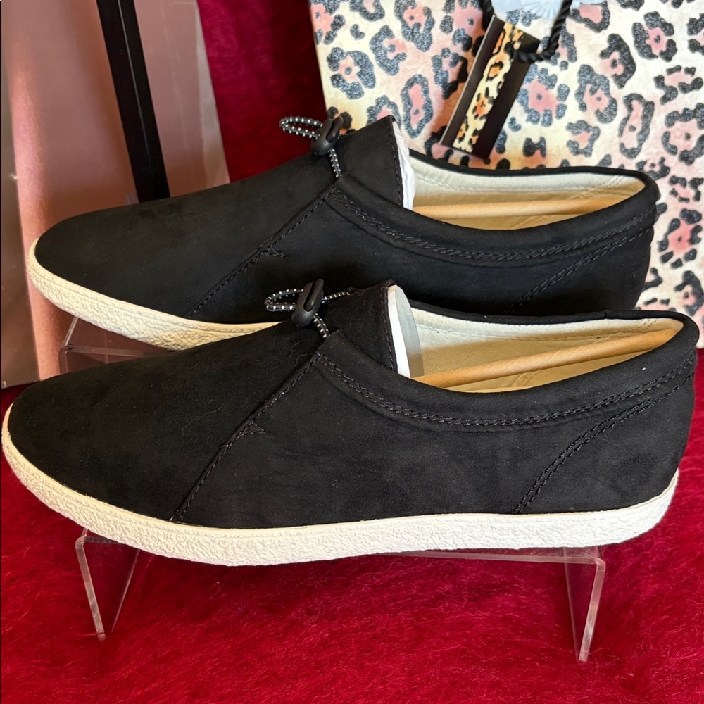 LUCKY BRAND EBRUN LOW PROFILE SLIP ON SHOES BLACK SIZE 9